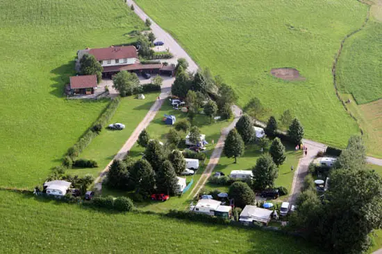 Luftaufnahme des Campingplatzes Huberbauer